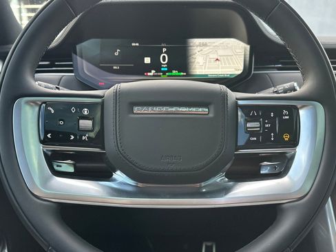 New 2025 Land Rover Range Rover SE image 16
