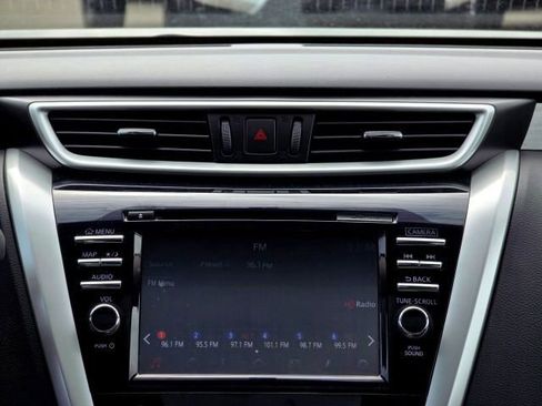 Used 2017 Nissan Murano Platinum w/ Platinum Technology Package image 17