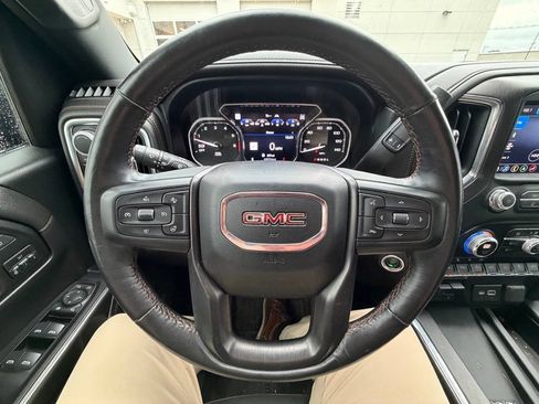 Used 2019 GMC Sierra 1500 AT4 w/ AT4 Premium Package AWD/4WD image 11