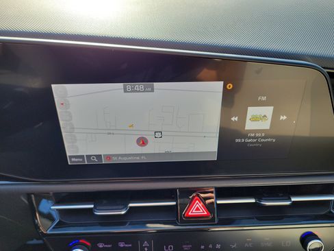 Certified 2023 Kia Niro EX Touring FWD image 31