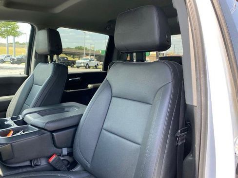 Used 2024 GMC Sierra 3500 Pro AWD/4WD image 11