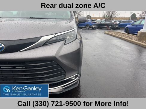 Used 2024 Toyota Sienna XLE image 20