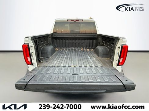 Used 2022 GMC Sierra 1500 Denali w/ Technology Package image 12