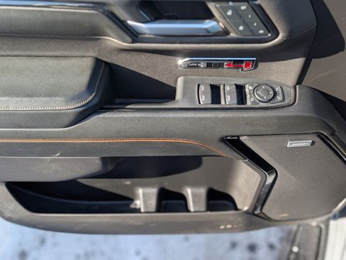 Used 2023 GMC Sierra 1500 AT4 w/ AT4 Premium Package image 32