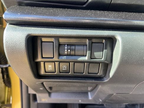 Used 2021 Subaru Crosstrek 2.5i Sport w/ Popular Package #2B AWD/4WD image 10