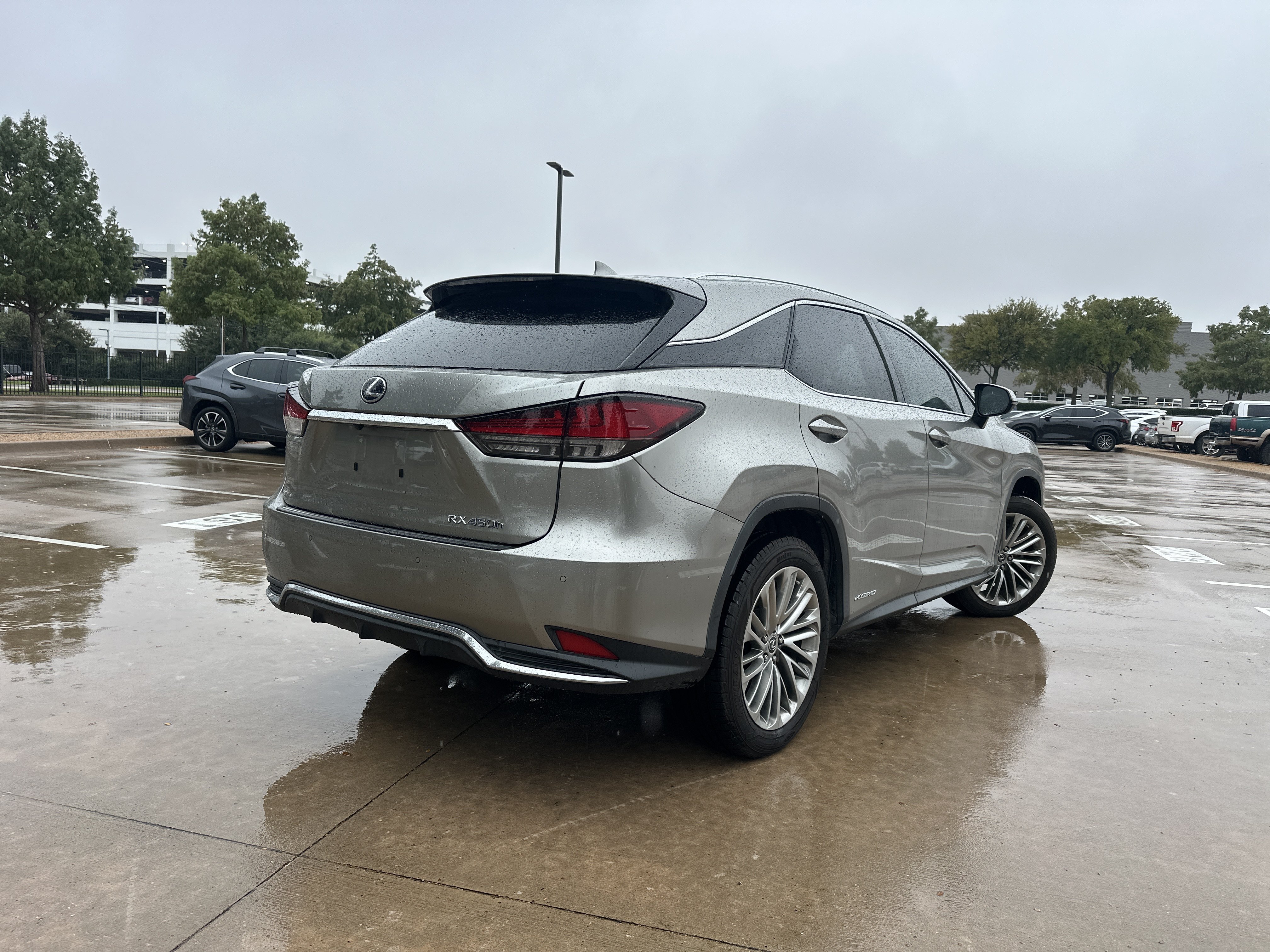 Used 2020 Lexus RX 450h AWD w/ Luxury Package image 2