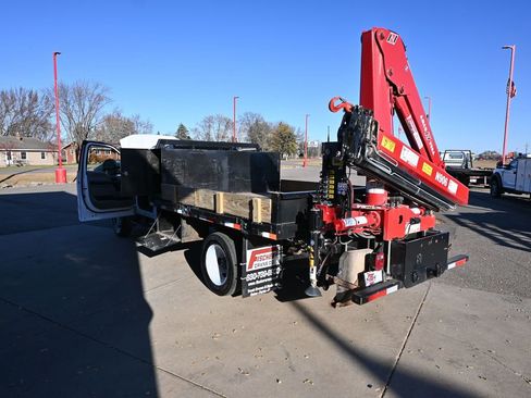 Used 2022 Ford F550 4x4 Regular Cab Super Duty image 19