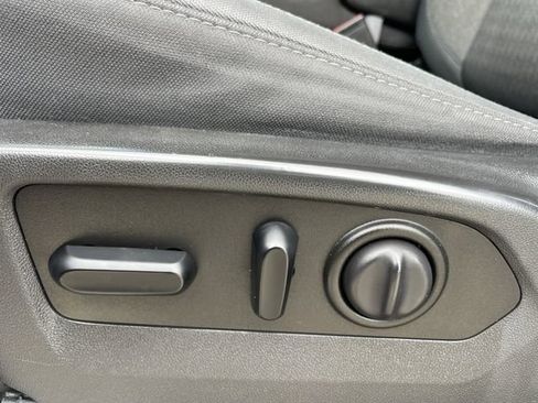 Used 2019 GMC Sierra 1500 SLE w/ SLE Value Package RWD image 26
