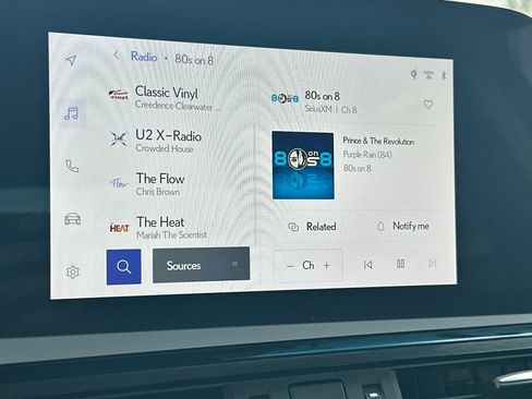 Certified 2025 Lexus ES 300h w/ Premium Package image 14