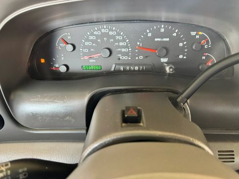 Used 2003 Ford Excursion XLT AWD/4WD image 13