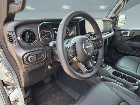 New 2026 Jeep Wrangler Unlimited Rubicon 392 AWD/4WD image 4