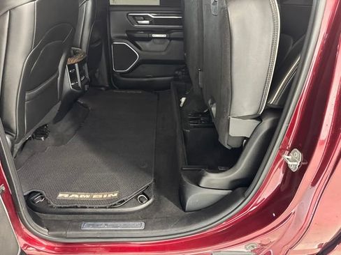 Used 2019 RAM 1500 Laramie AWD/4WD image 25