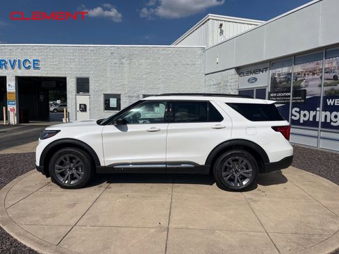 New 2025 Ford Explorer Active w/ Active Comfort Package image 24