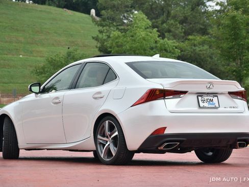 Used 2018 Lexus IS 300 AWD w/ Comfort Package image 7