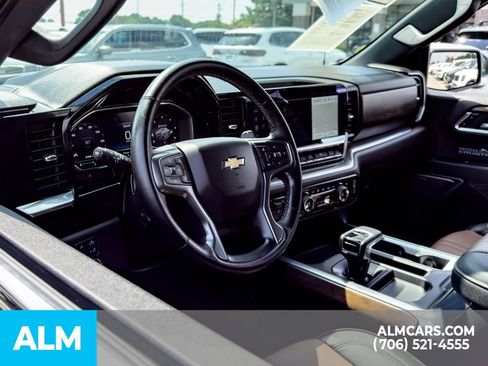 Used 2024 Chevrolet Silverado 1500 High Country AWD/4WD image 10