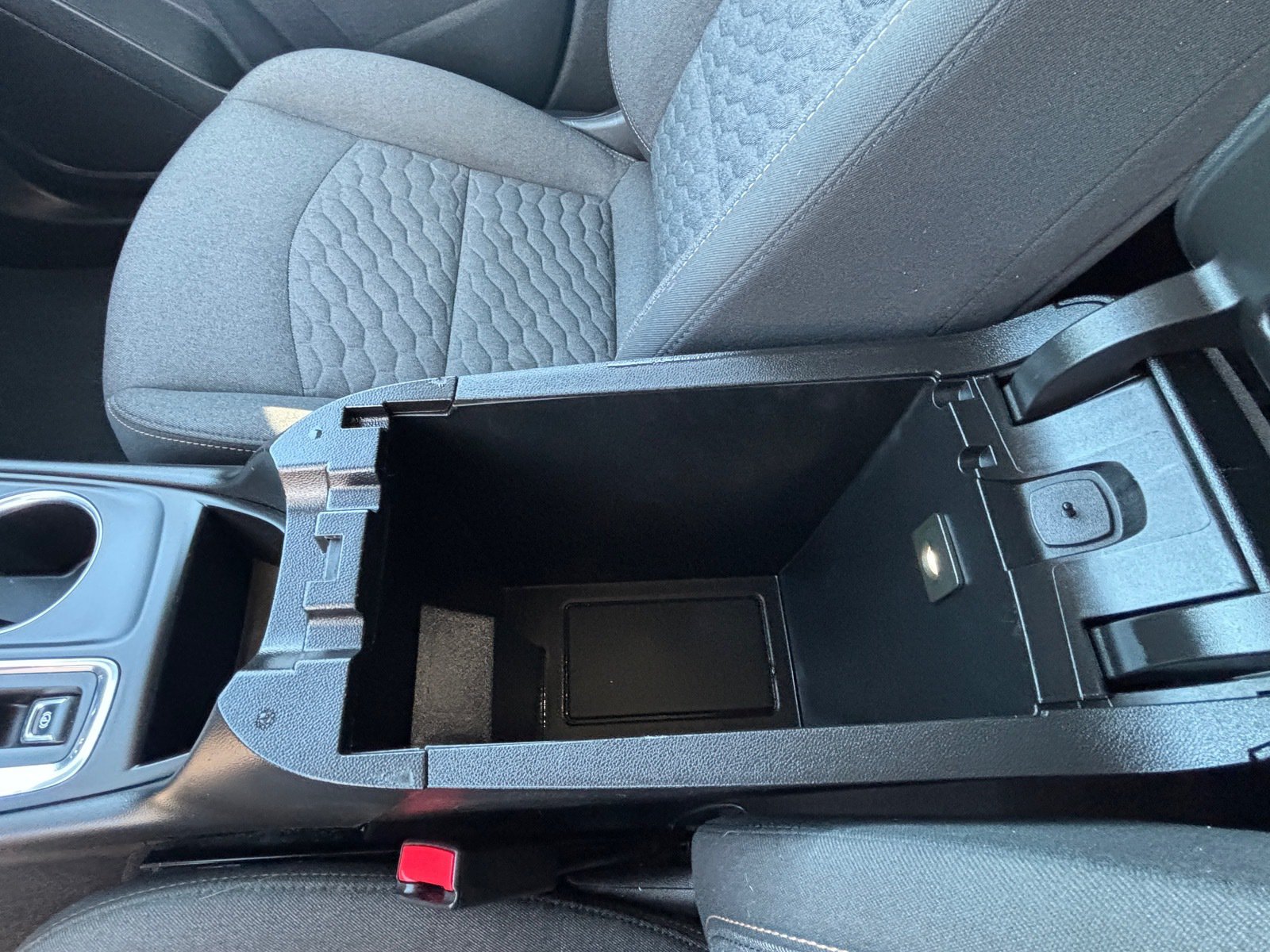 Used 2021 Chevrolet Equinox LT FWD image 18