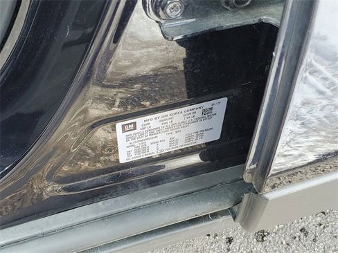 Certified 2022 Chevrolet Trax LT w/ LT Convenience Package image 33