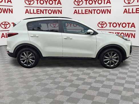 Used 2022 Kia Sportage Nightfall Edition w/ Nighfall AWD Premium Package image 9