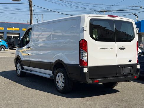 Used 2023 Ford Transit 250 Low Roof w/ Exterior Upgrade Package RWD image 5