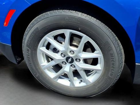 Used 2024 Chevrolet Equinox LT w/ LPO, Floor Liner Package FWD image 16