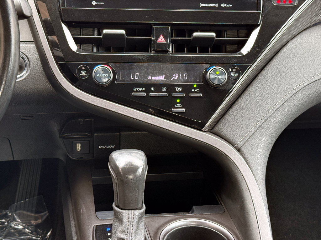 Used 2023 Toyota Camry XSE FWD image 31