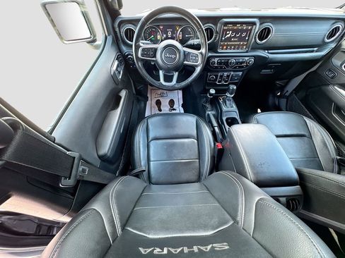 Used 2023 Jeep Wrangler Unlimited Sahara w/ Cold Weather Group AWD/4WD image 25