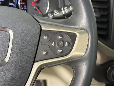 Certified 2023 GMC Acadia Denali w/ Black Diamond Edition image 26