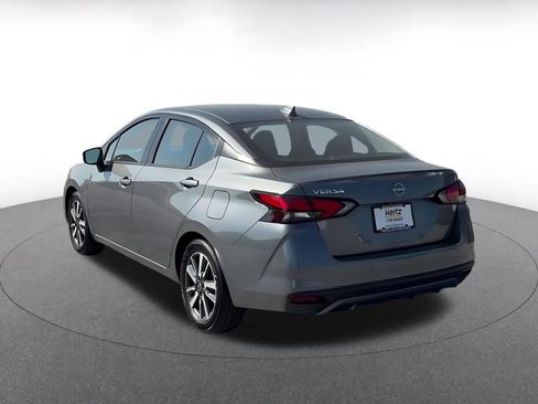 Used 2025 Nissan Versa SV image 11