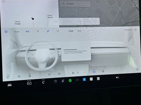 Used 2024 Tesla Model Y Long Range AWD/4WD image 23