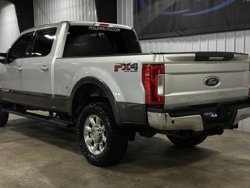 Used 2017 Ford F250 Lariat w/ Lariat Value Package AWD/4WD image 17