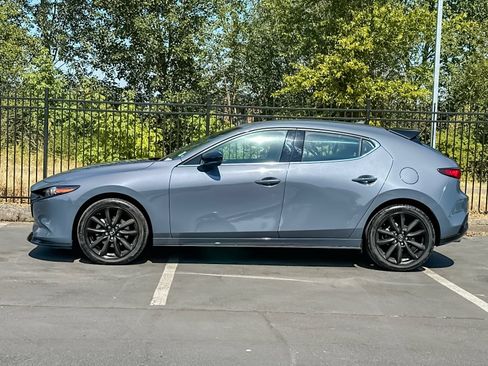 Used 2025 MAZDA MAZDA3 Hatchback w/Premium Plus Pkg AWD/4WD image 6