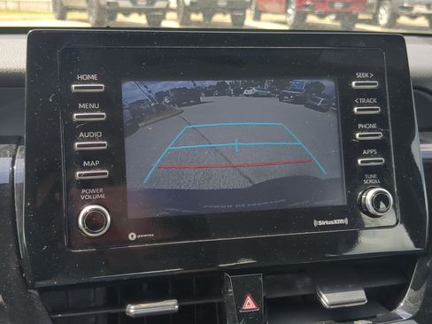 Used 2023 Toyota Camry SE FWD image 17