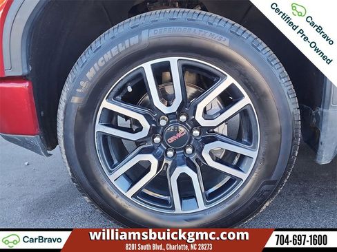 Certified 2022 GMC Sierra 1500 AT4 w/ AT4 Preferred Package image 34