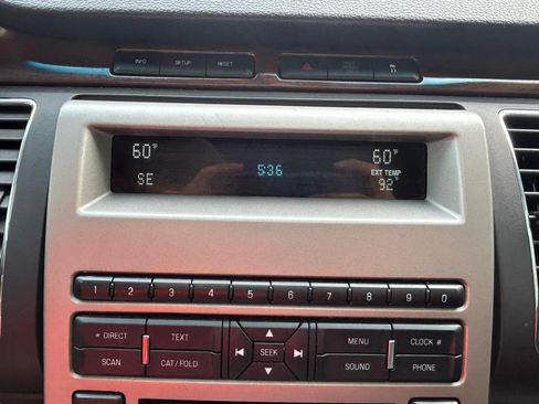 Used 2009 Ford Flex SEL FWD image 24