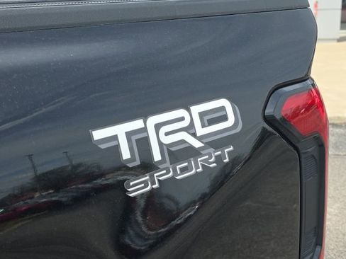Used 2025 Toyota Tacoma TRD Sport image 6