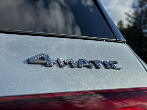 Used 2025 Mercedes-Benz GLE 350 4MATIC image 16