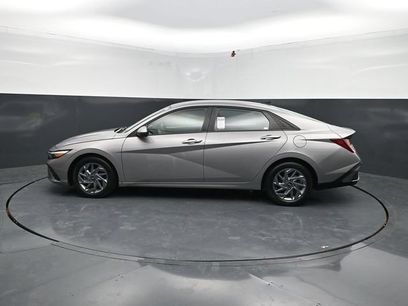 Used 2024 Hyundai Elantra SEL