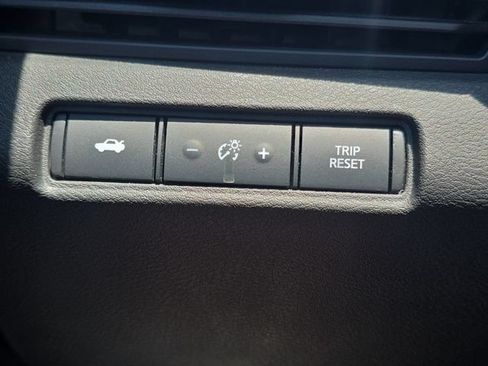 Used 2023 Nissan Altima 2.5 SR w/ SR Premium Package FWD image 18