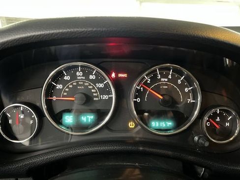 Used 2014 Jeep Wrangler Unlimited Sahara w/ Dual Top Group image 12