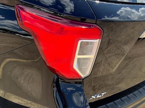 Used 2023 Ford Explorer XLT w/ Equipment Group 202A image 29