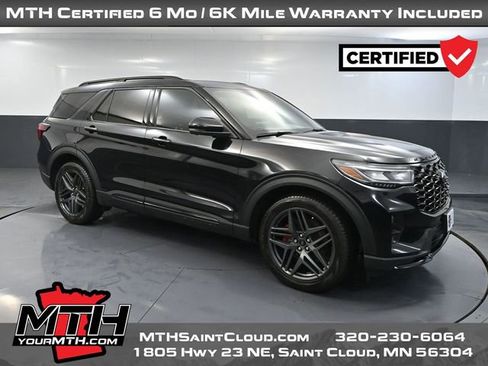 Used 2025 Ford Explorer ST image 1