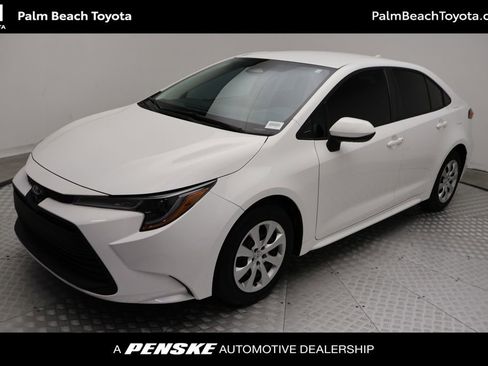 Certified 2023 Toyota Corolla LE FWD image 1
