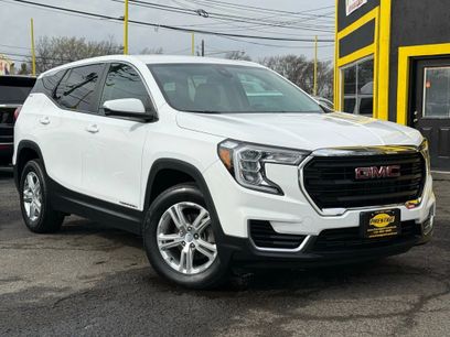 Used 2022 GMC Terrain SLE