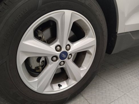 Used 2017 Ford Edge SE FWD image 31