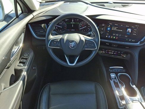 Used 2021 Buick Envision Essence AWD/4WD image 12