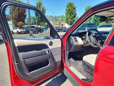 Used 2019 Land Rover Range Rover Sport HSE AWD/4WD image 10