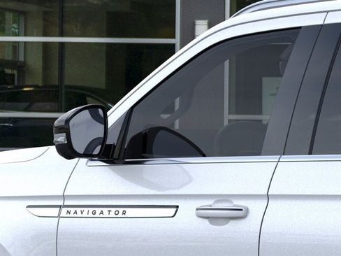 New 2026 Lincoln Navigator L Reserve AWD/4WD image 66