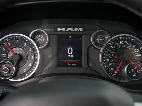 Used 2025 RAM 1500 Big Horn AWD/4WD image 10