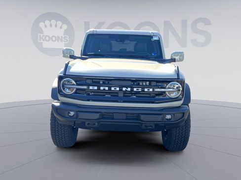 New 2025 Ford Bronco Outer Banks w/ Sasquatch Package AWD/4WD image 11