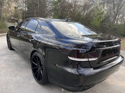 Used 2013 Lexus LS 460 Base 4dr Sedan w/ Comfort Pkg image 7